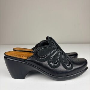Naot Black Leather Mule Clogs Floral Cutout Comfort Shoes EU 37